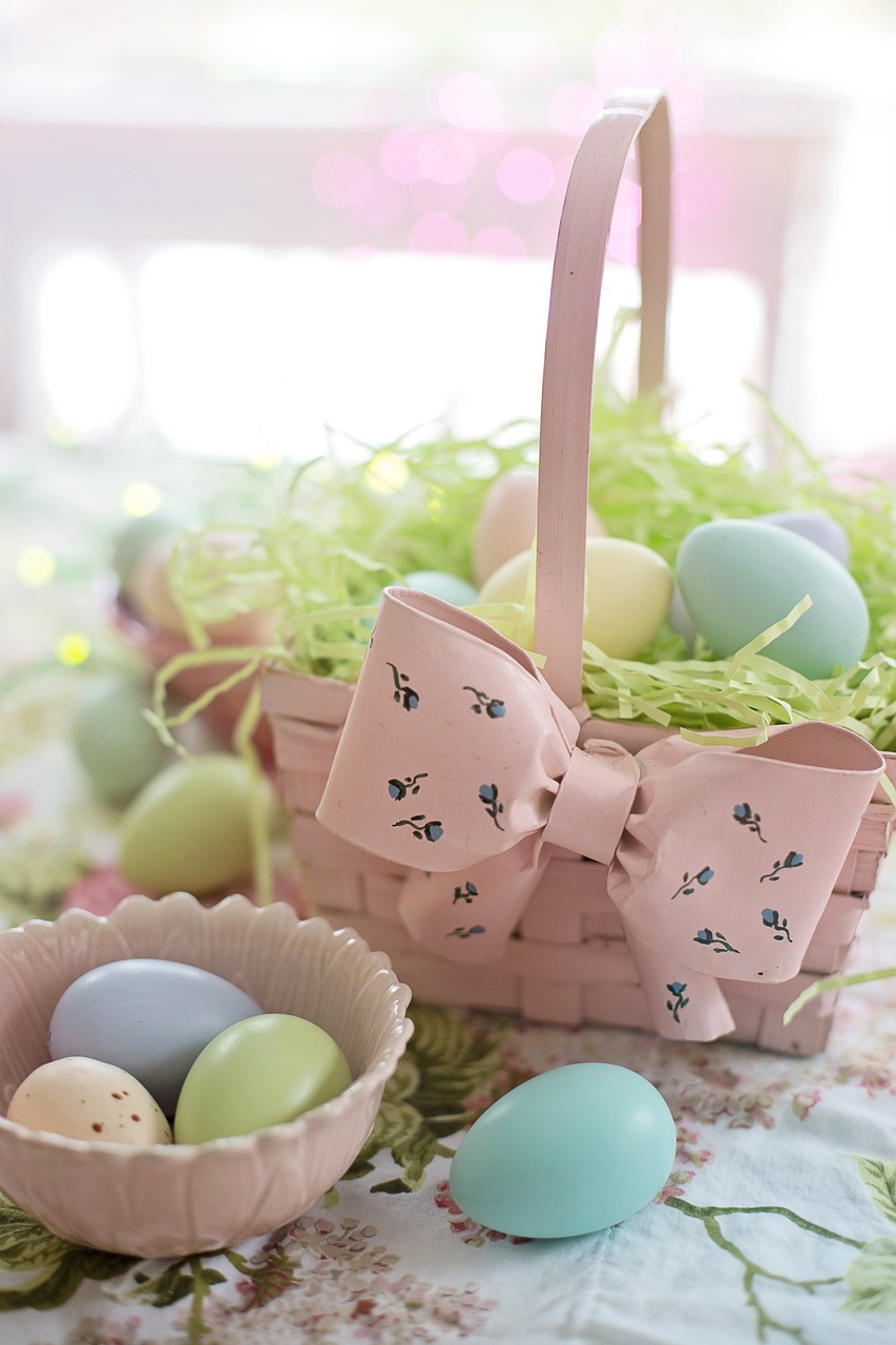 gallery-04 basket, easter, eggs, colored, pastels, pastel, colorful, spring, cheerful, nature, holiday, custom